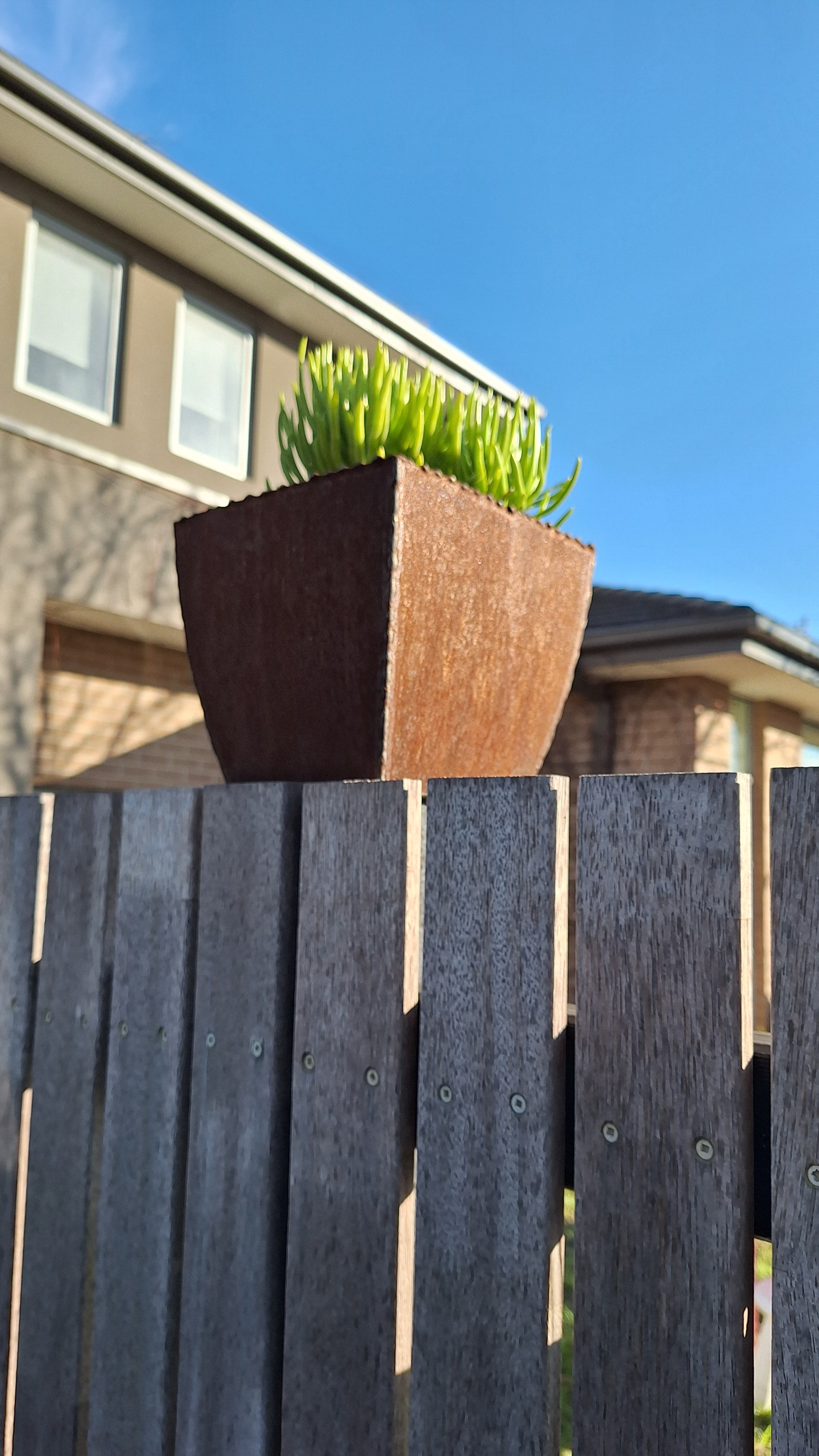TULIPA Corten Steel Fence Post Planter