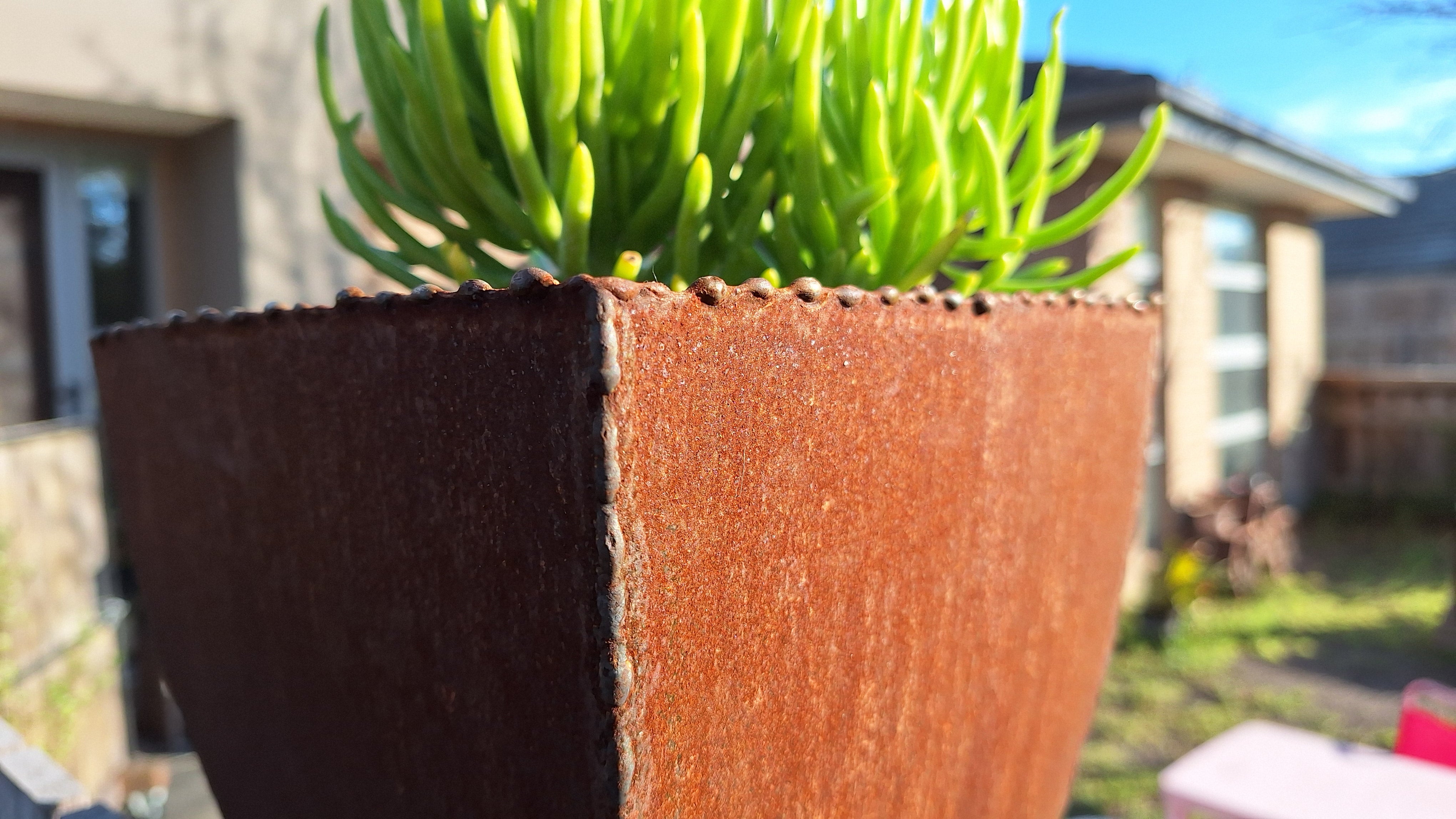 TULIPA Corten Steel Fence Post Planter