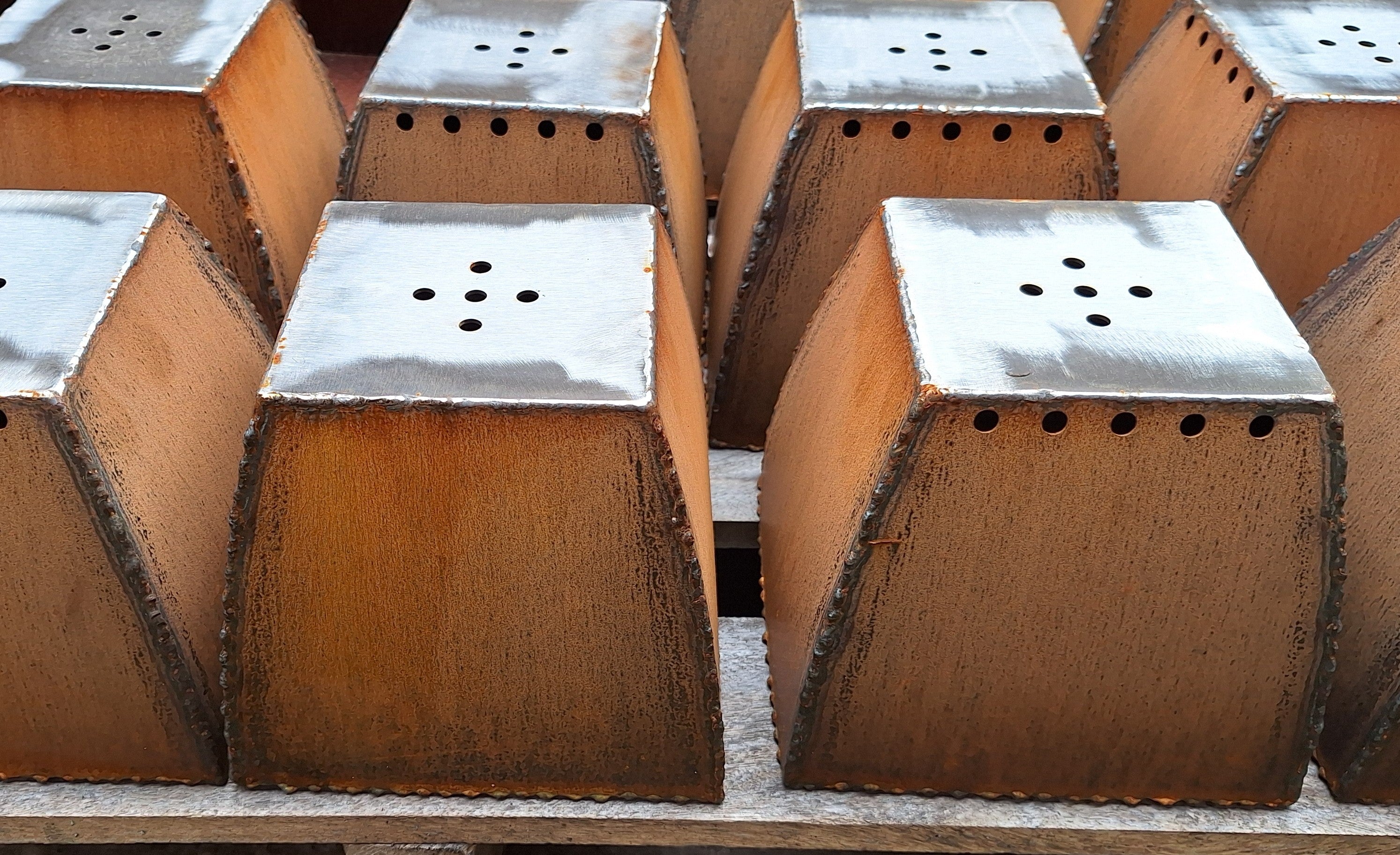 TULIPA Corten Steel Fence Post Planter