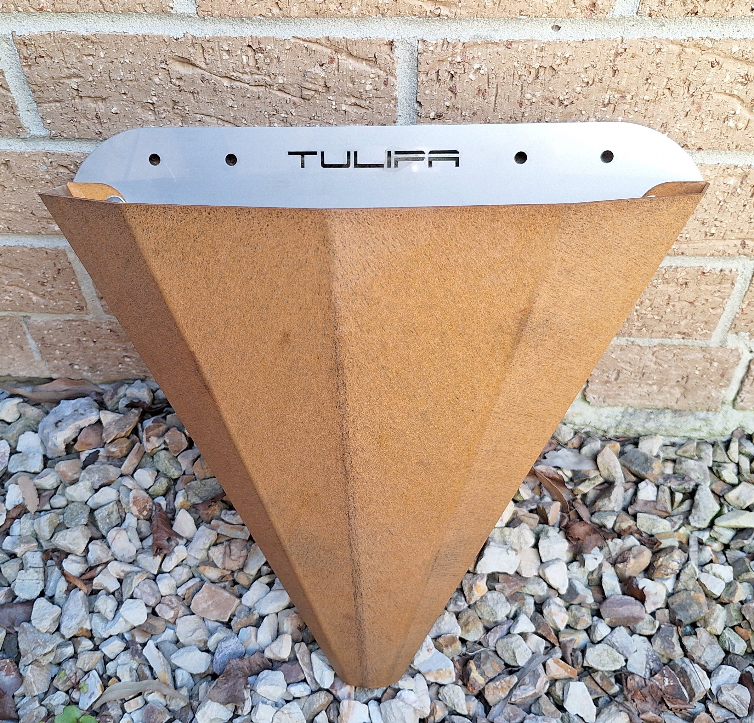 TULIPA Conical Wall Planter Cortensteel